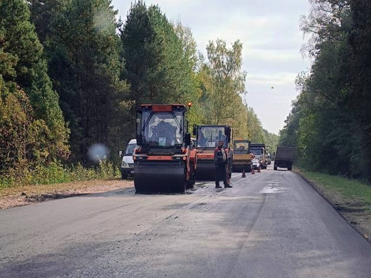 В Брянской области продолжается капитальный ремонт автодороги «Суземка – Трубчевск»