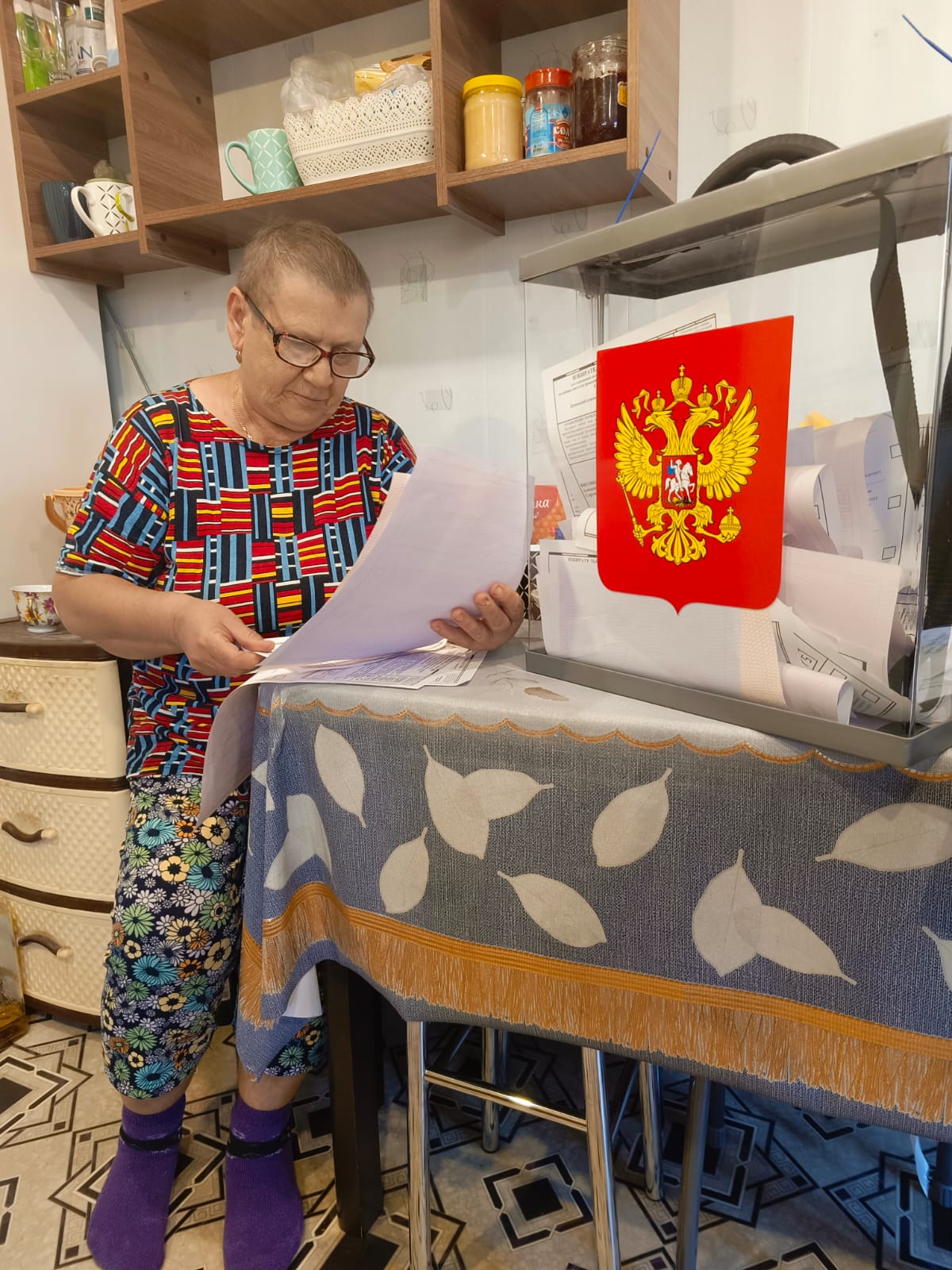 Почепчане голосуют на дому