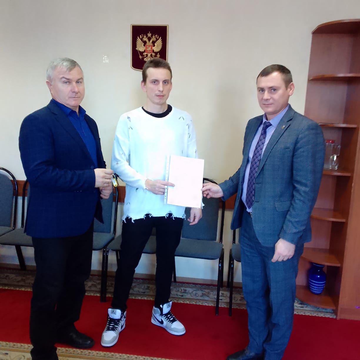 Вручение ключей от квартир детям-сиротам Почепского района