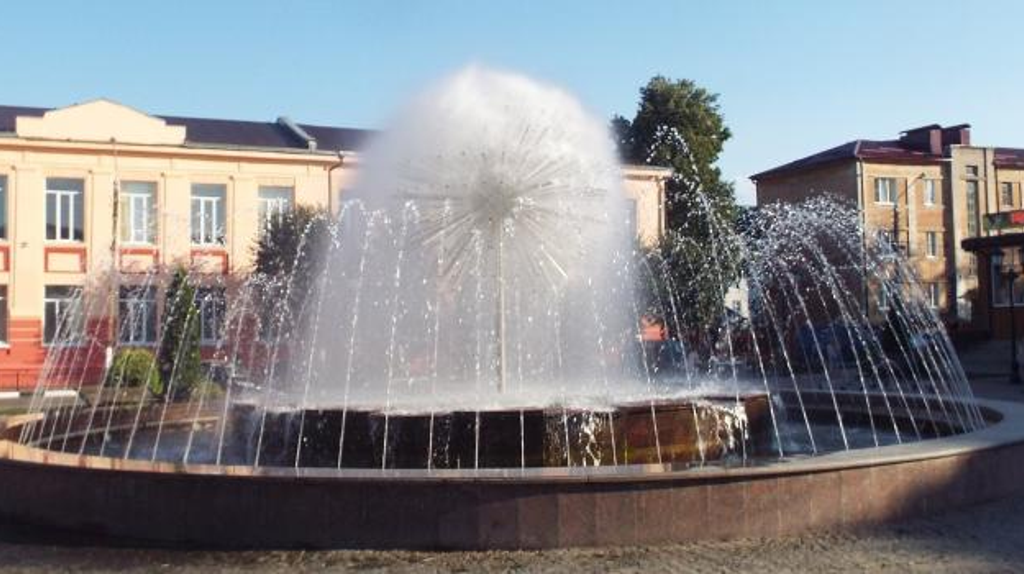 В городе Клинцы Брянской области в 2025 году запланировано благоустройство площади в районе фонтана «Центральный»