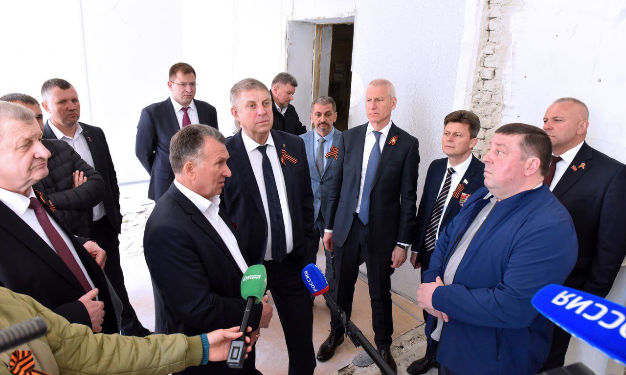 Александр Богомаз оценил ход работ по капитальному ремонту зданий филиала Сеченовского университета