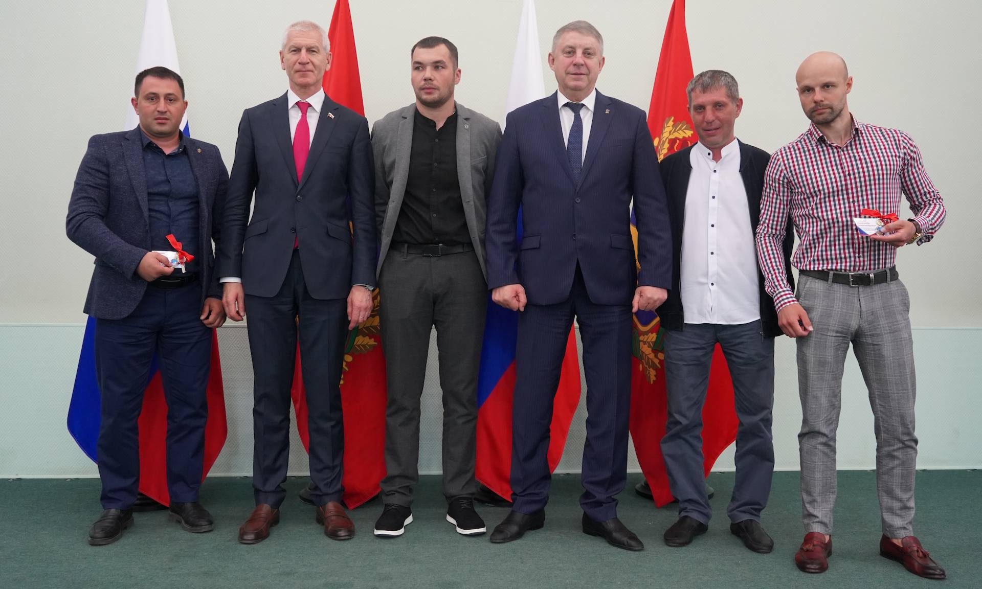 Тренер из Почепа получил квартиру