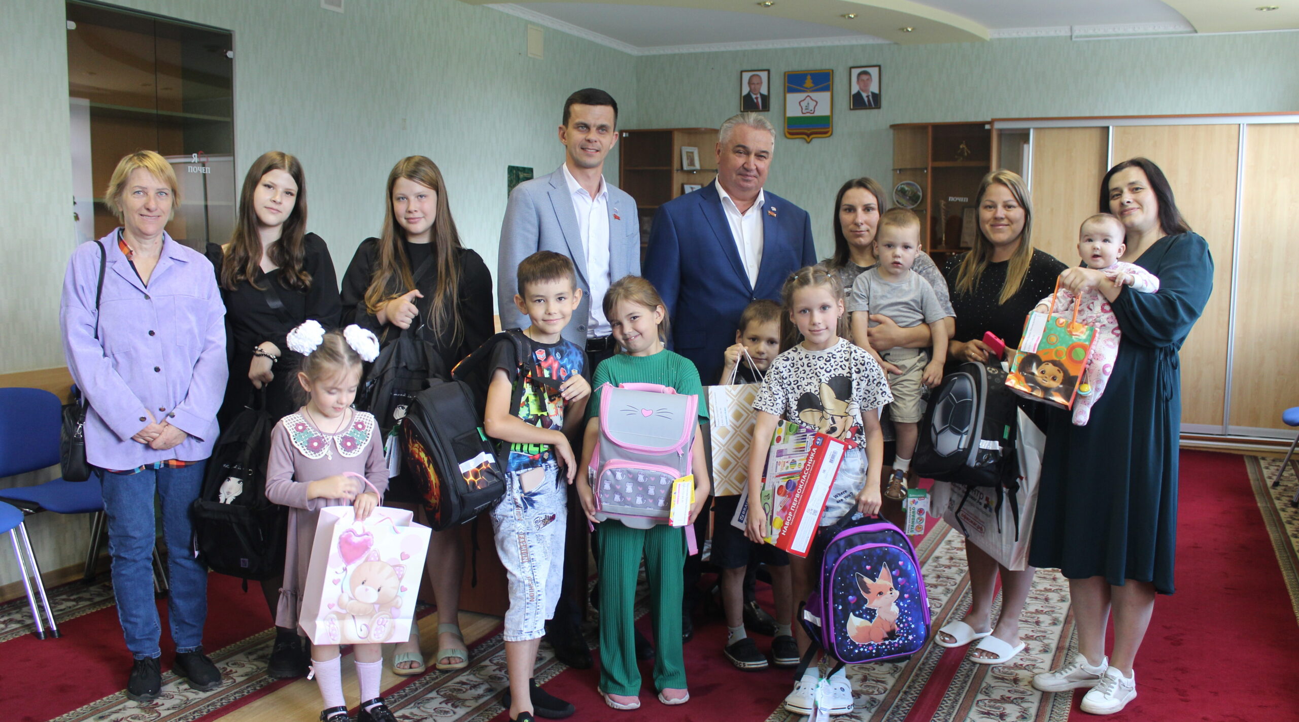 В Почепском районе проходит  акция «Собери ребенка в школу»