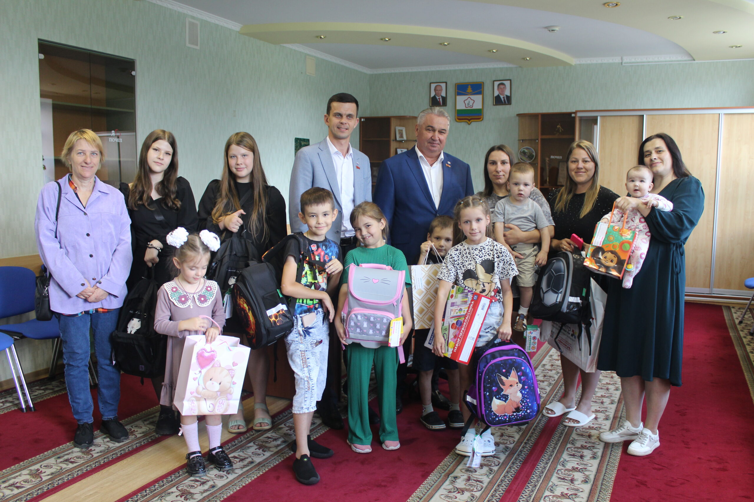 В Почепском районе проходит  акция «Собери ребенка в школу»