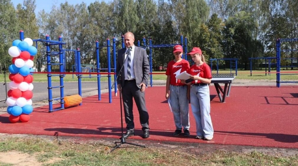 В Дубровке Брянской области торжественно открылась спортплощадка