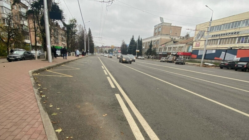 В Брянске по нацпроекту капитально отремонтировали улицу Красноармейскую