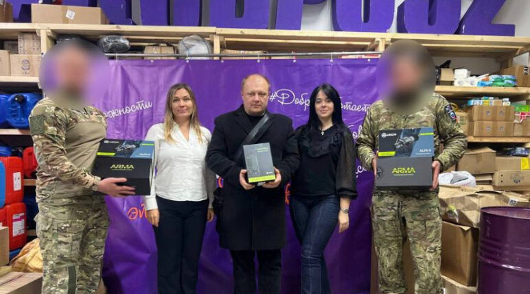 В Брянске бойцам СВО вручили спецтехнику