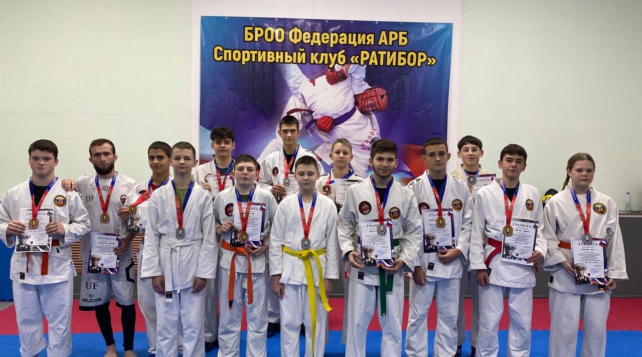 Открытый турнир по рукопашному бою памяти героя России Дмитрия Соловьева прошел в  Почепе