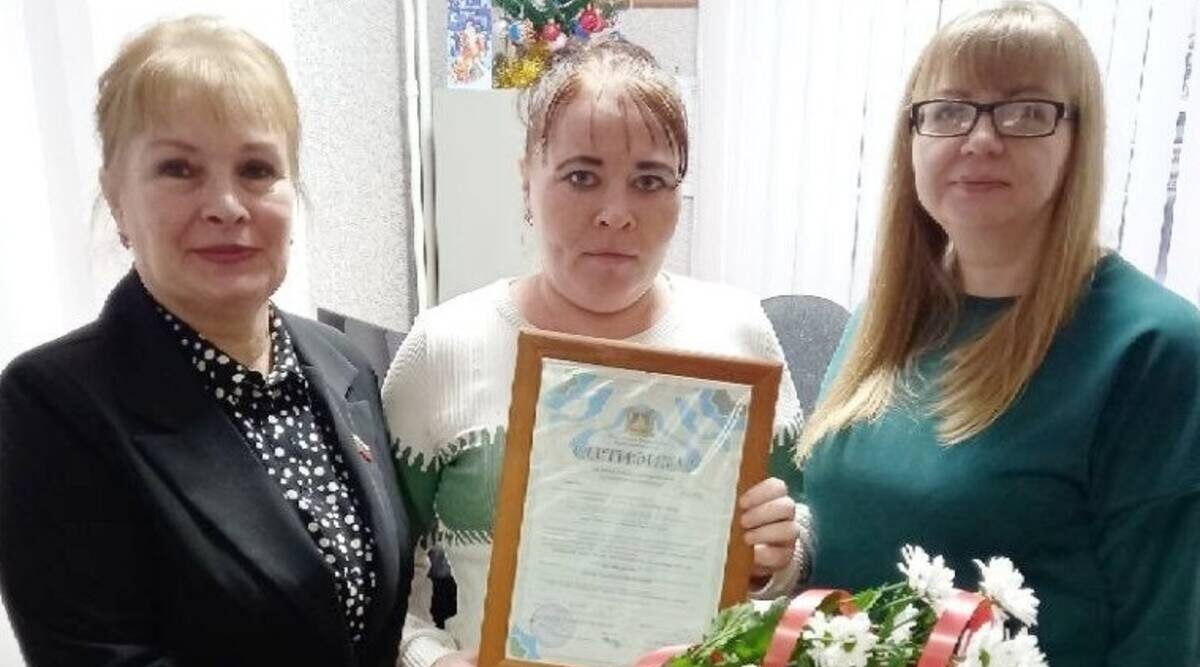 В Брянской области маме 7 сыновей вручили сертификат на маткапитал