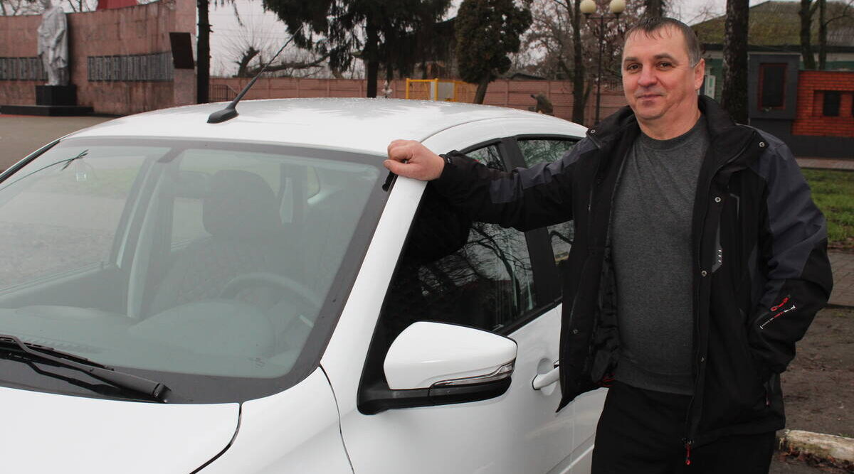 Автомобиль вручили «Лучшему брянскому комбайнёру года»