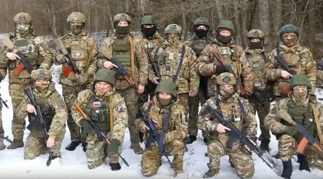 Бойцы «БАРС-Брянск» поблагодарили командира Сергея Антошина за подарки для их детей