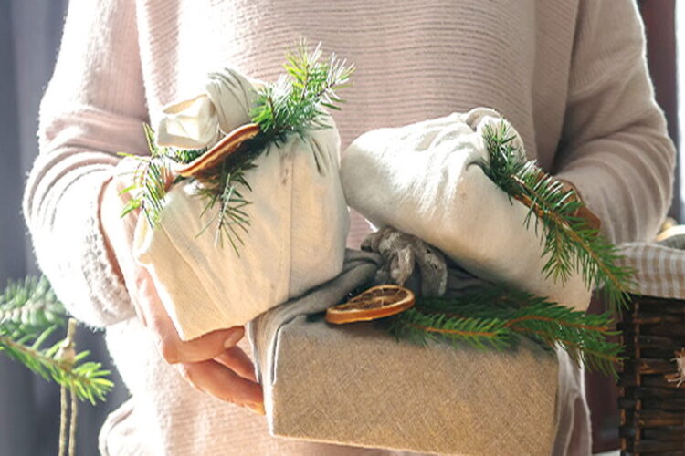 Брянский региональный оператор по обращению с ТКО рассказал о новогодних подарках