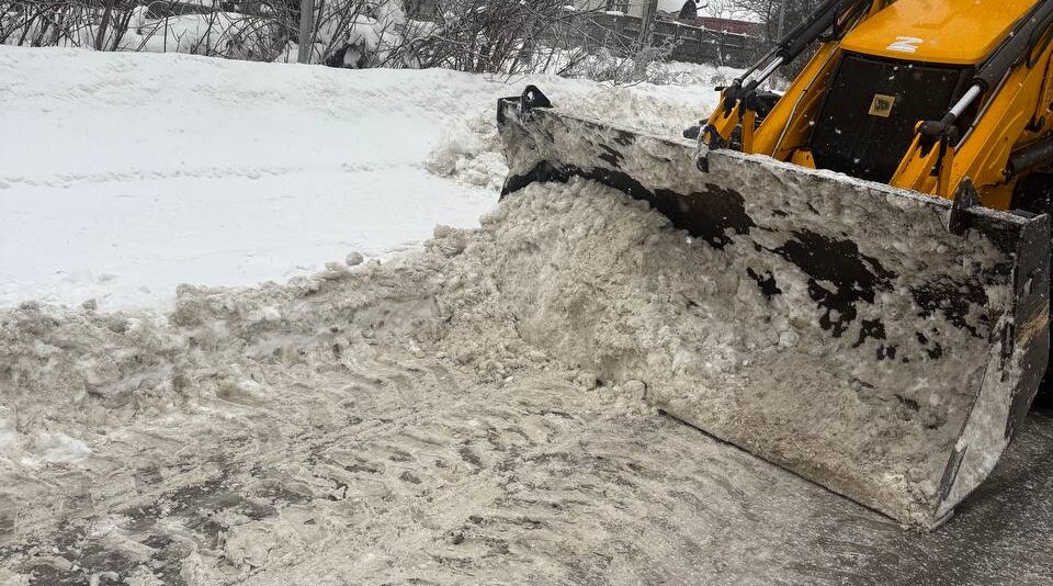 В Брянской области ликвидируют последствия снегопада