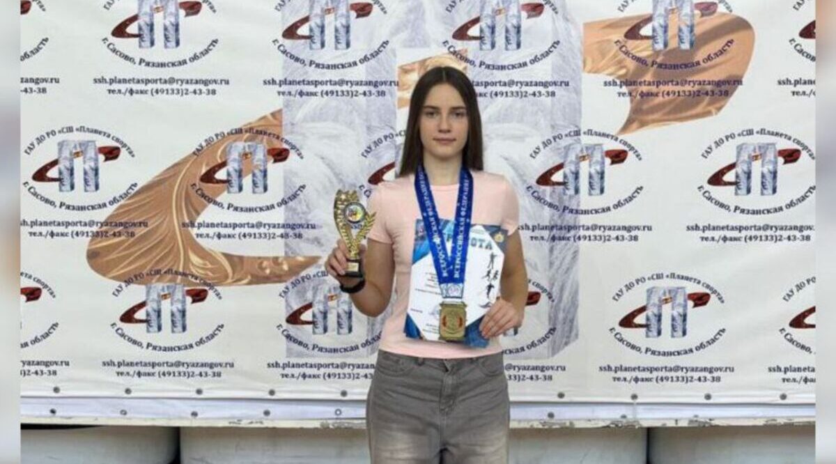 Брянская спортсменка Милана Андреева — победительница соревнований по полиатлону