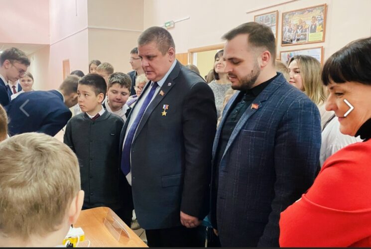 В Брянске проходит торжественное мероприятие «Связующая нить»