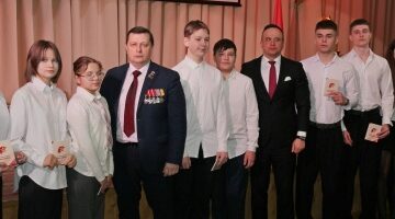 В Брянске школьники Советского района приняли присягу юнармейцев