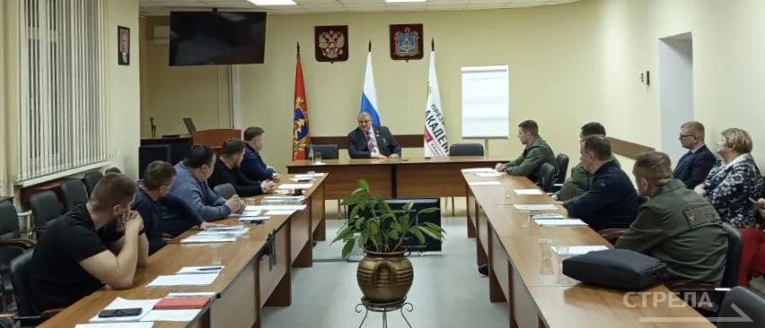 Участники проекта «Брянские герои» провели встречу с Героем России Александром Постоялко