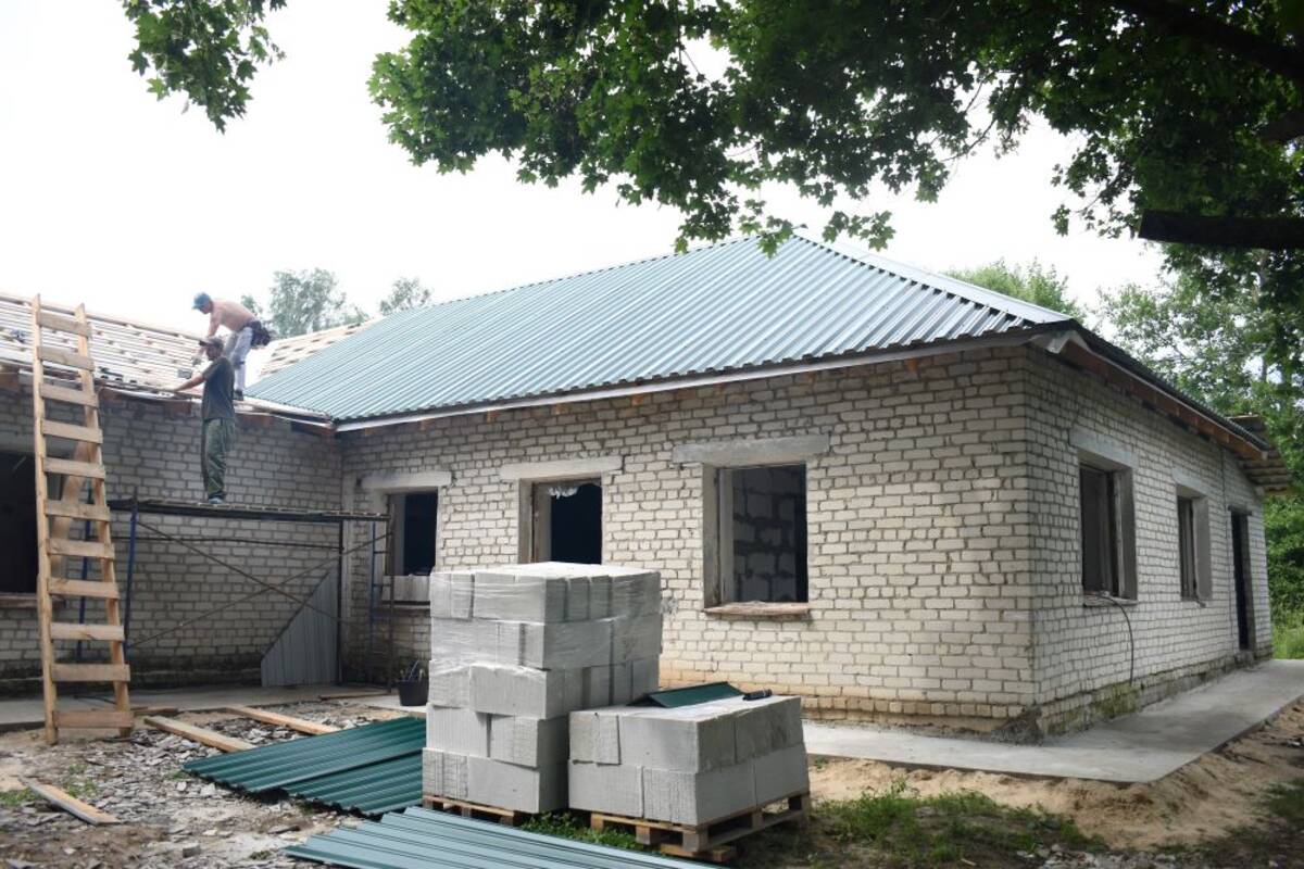 На Брянщине ведут капремонт Красненского СДК Брасовского района