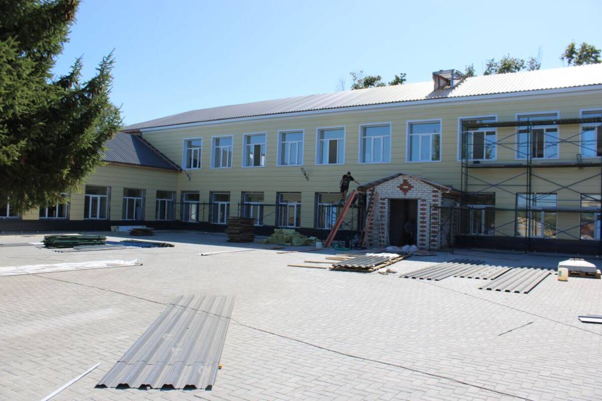 В Брянской области капитально отремонтируют Остроглядовскую школу Стародубского округа