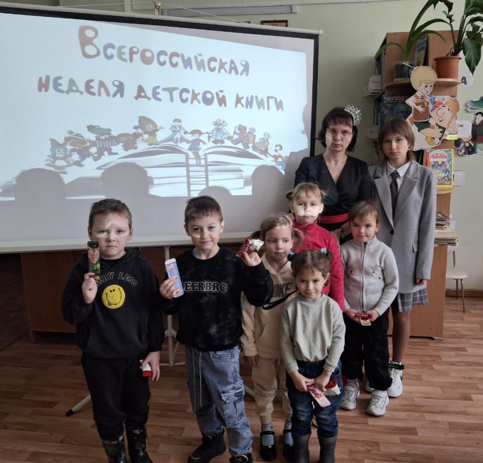 Неделя книги прошла в Краснорогской сельской библиотеке