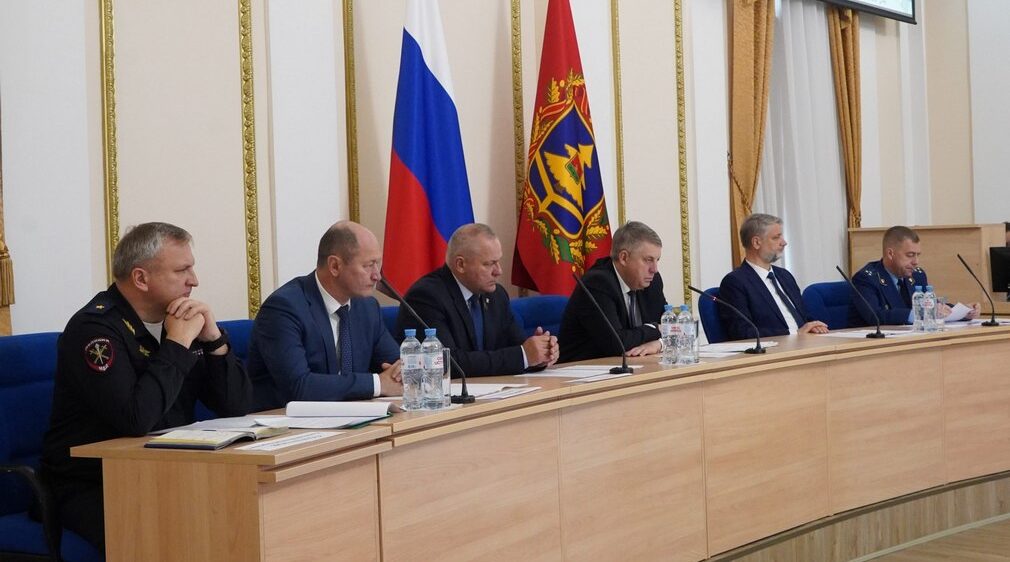 В Брянской области на переселение граждан из аварийного жилья предусмотрено 205 млн рублей