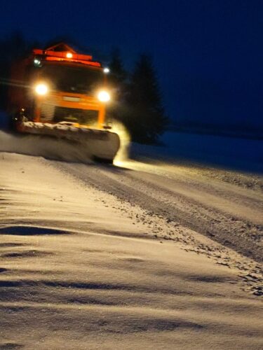 В Брянской области ведется круглосуточная очистка и обработка дорог