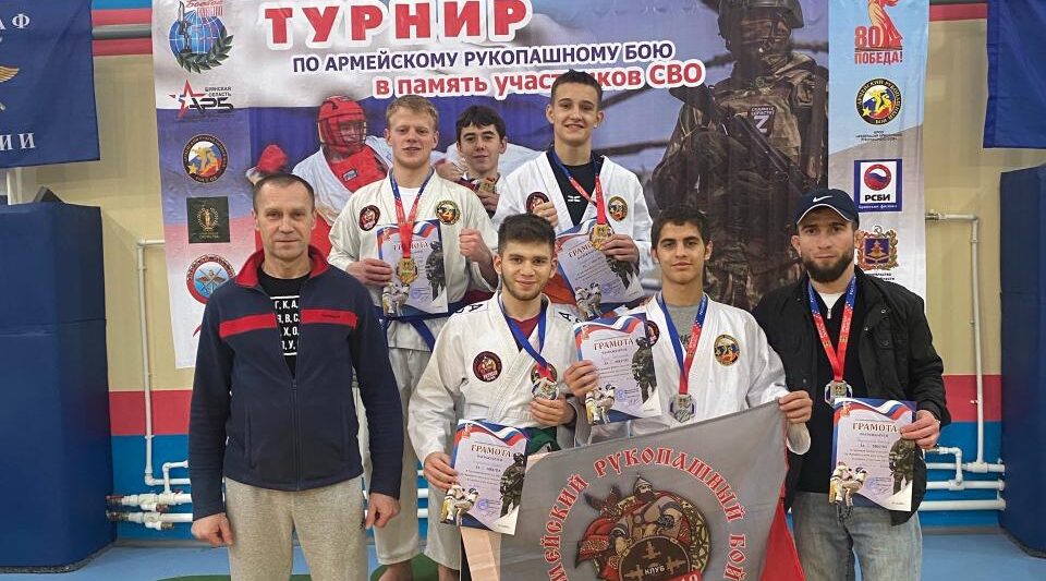 На турнире по рукопашному бою борцы Почепского клуба «Ратибор» выступили достойно