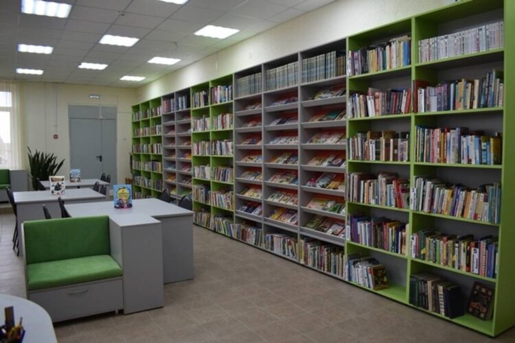 В Клетне капитально отремонтировали межпоселенческую библиотеку