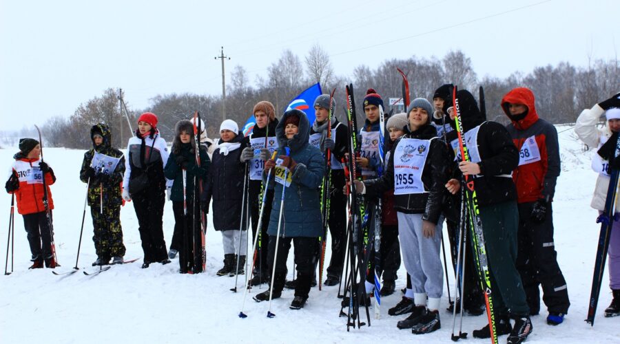 В Почепе Брянской области провели спортивный праздник «Лыжня России-2026»