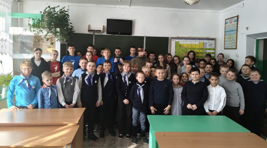 В Брянской области проводится месячник оборонно-массовой и военно-патриотической работы