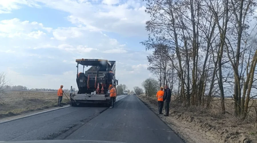 В Почепском районе обновляются автодороги