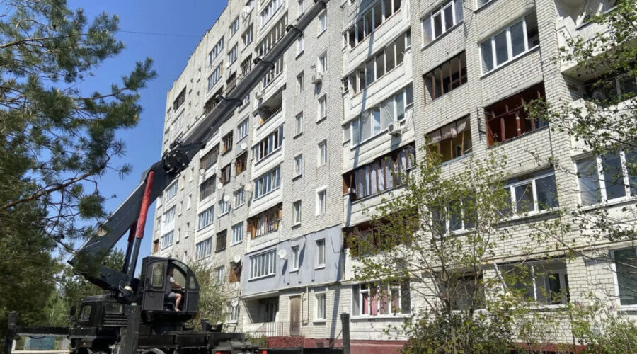 В Брянске добровольцы убрали 30 кубометров мусора в микрорайоне «Автозаводец»