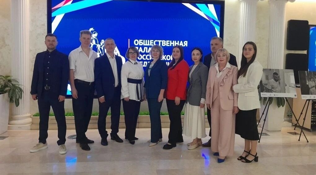 Учитель из Кокинской школы Брянской области стал победителем Всероссийского конкурса