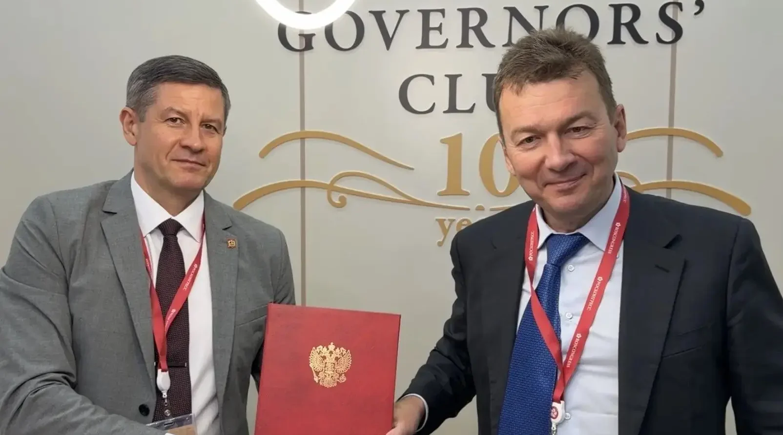 Егор Ковальчук с президентом АПХ «Мираторг» Виктором Линником подписали инвестиционное соглашение
