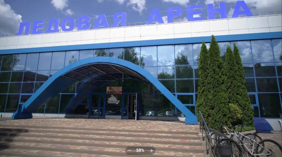 Глава Брянщины ознакомился с условиями для занятий спортом в Клинцах
