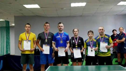 В Брянске соревнования по настольному теннису объединили спортсменов различных регионов