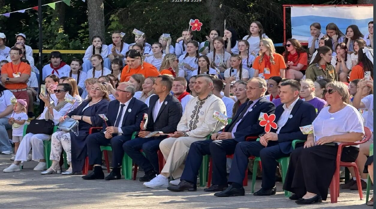 В Брянской области проходит фестиваль «В ритме лета» в «Лесном»