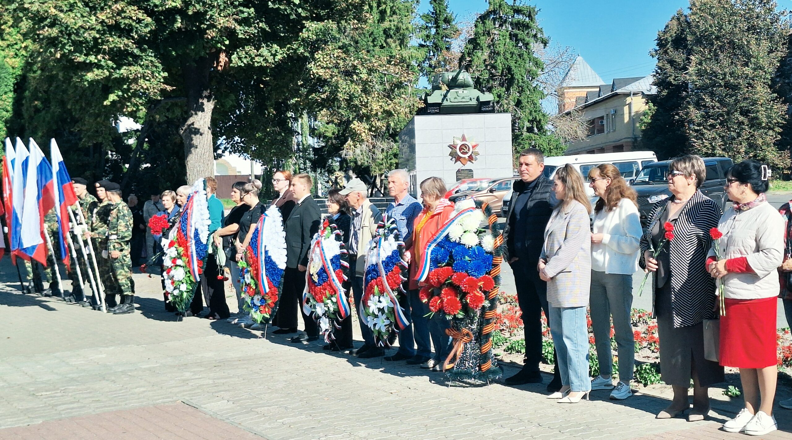 В Почепе прошёл митинг к 83-летию освобождения Брянщины