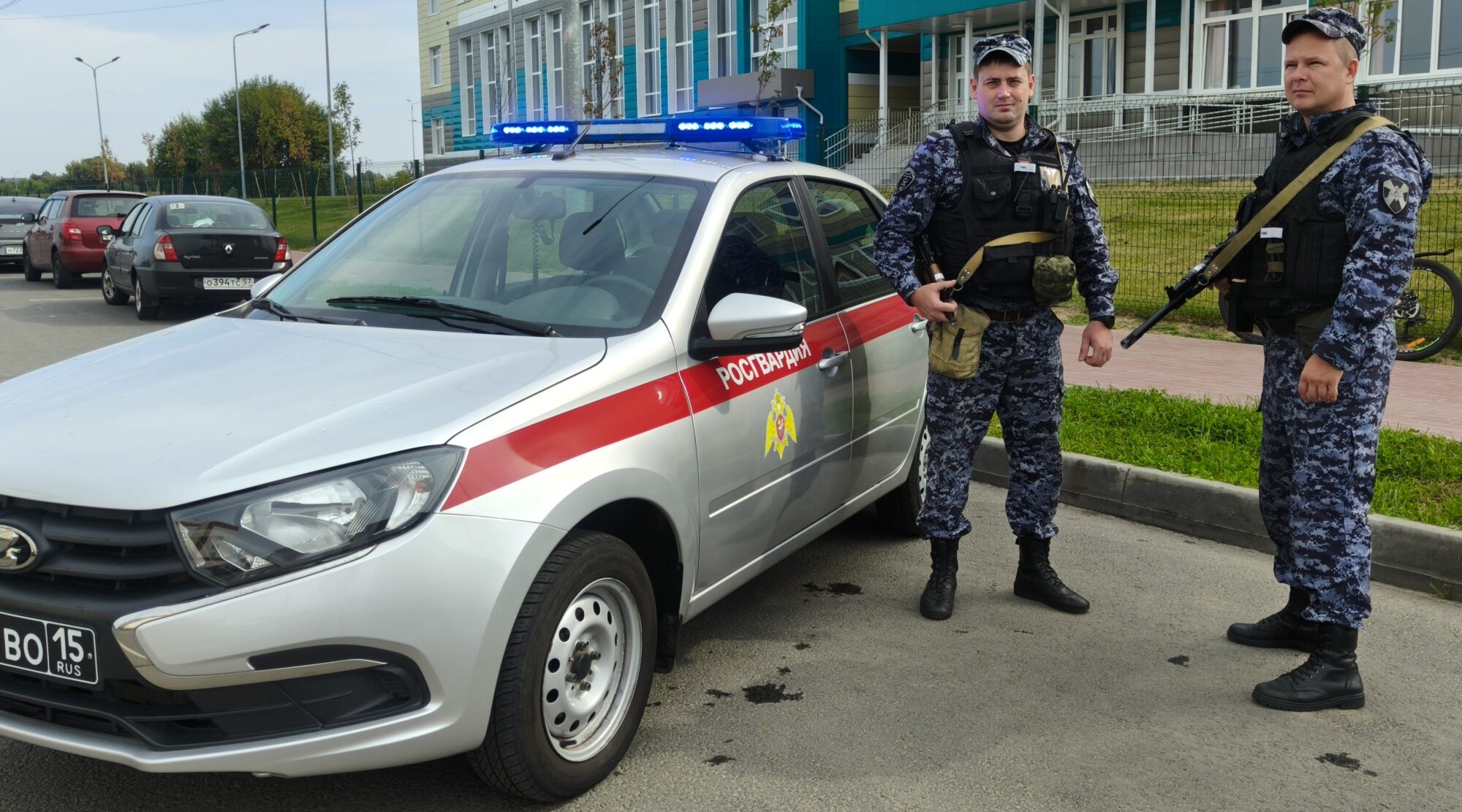 Брянские росгвардейцы обеспечили безопасность в День знаний