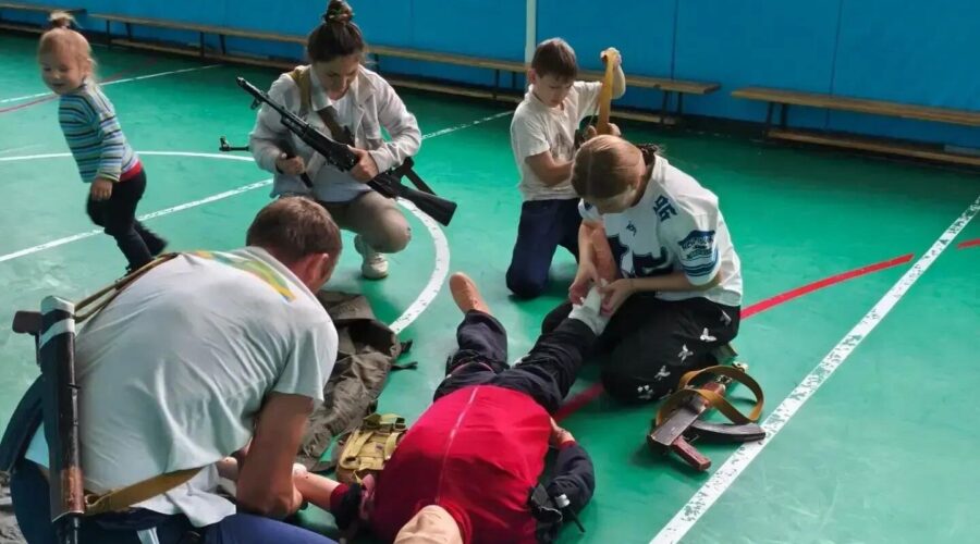 Брянская команда «Заря» готовится к финалу всероссийской «Семейной зарницы»