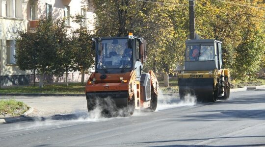 В Брянске идет капремонт участка автодороги по улице Ульянова