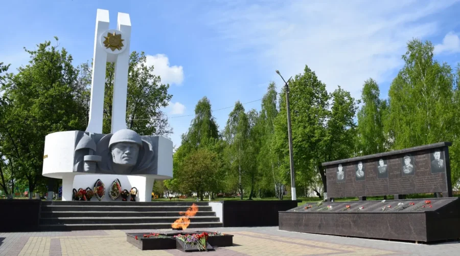 Во время Великой Отечественной войны в Климово действовало несколько подпольных групп