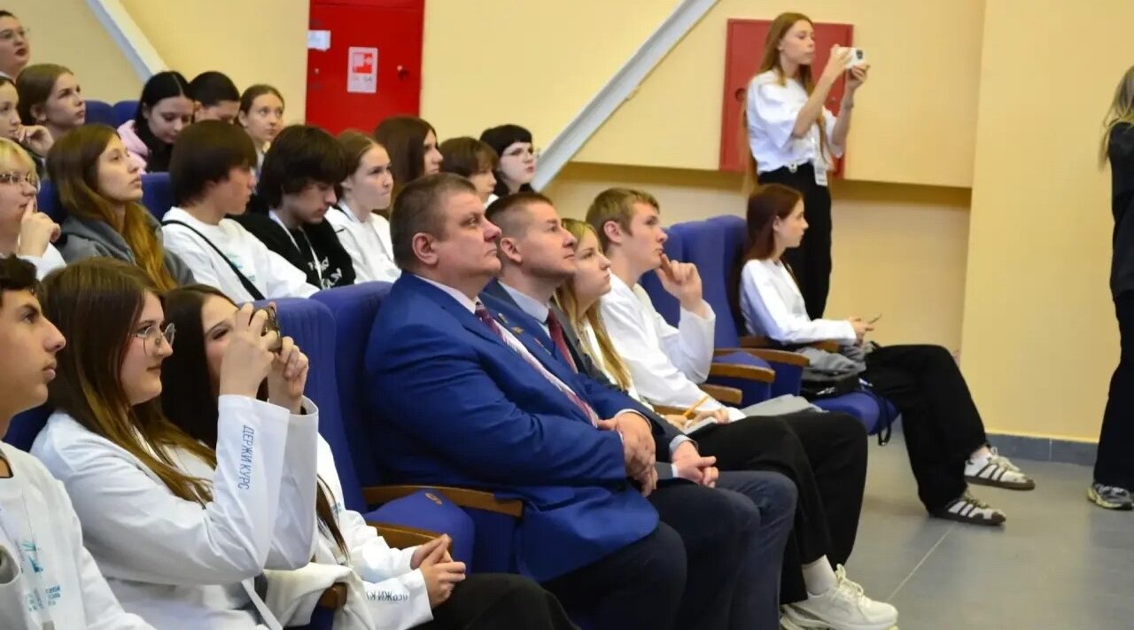 На Брянщине 27 октября прошла профильная смена студенческого актива «Курс на успех»
