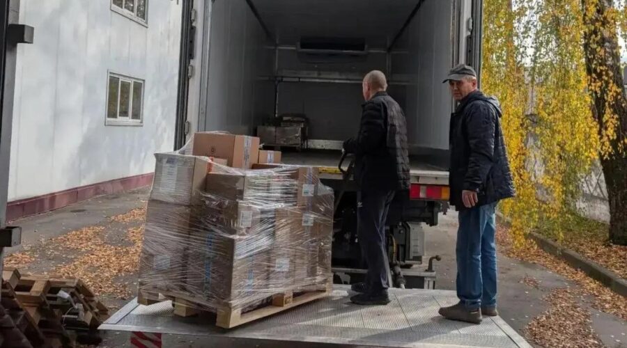 Около 50 тысяч упаковок лекарственных препаратов общим весом почти 5 тонн поступило в Брянск