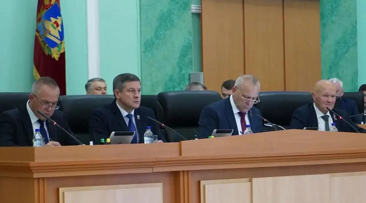 яд важных решений принят на заседании Брянской областной Думы