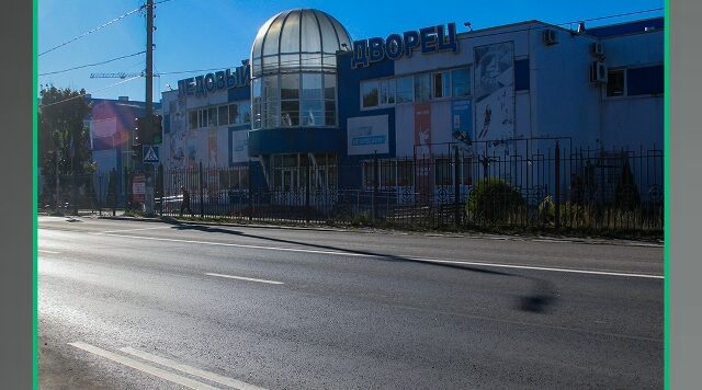 В Брянске капитально отремонтировали автодорогу по улице 2-я Мичурина