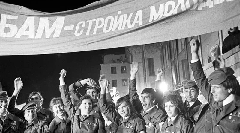 Комсомольцы смело брались за самое трудное